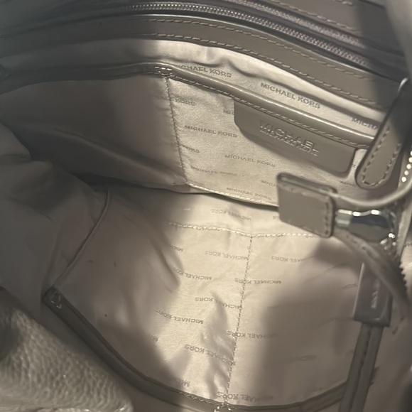 authentic mk purse - Picture 2 of 2